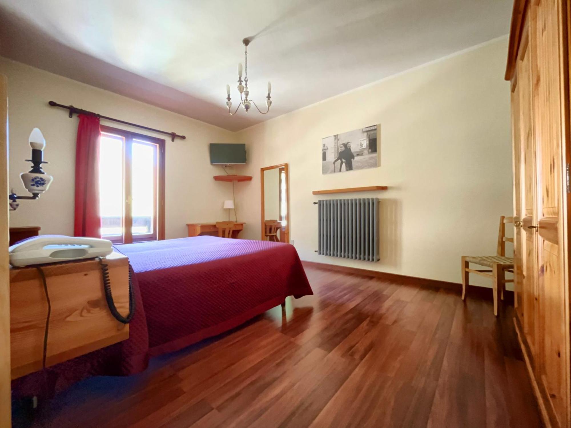 Hotel Garni Mille Pini Scanno Exteriör bild