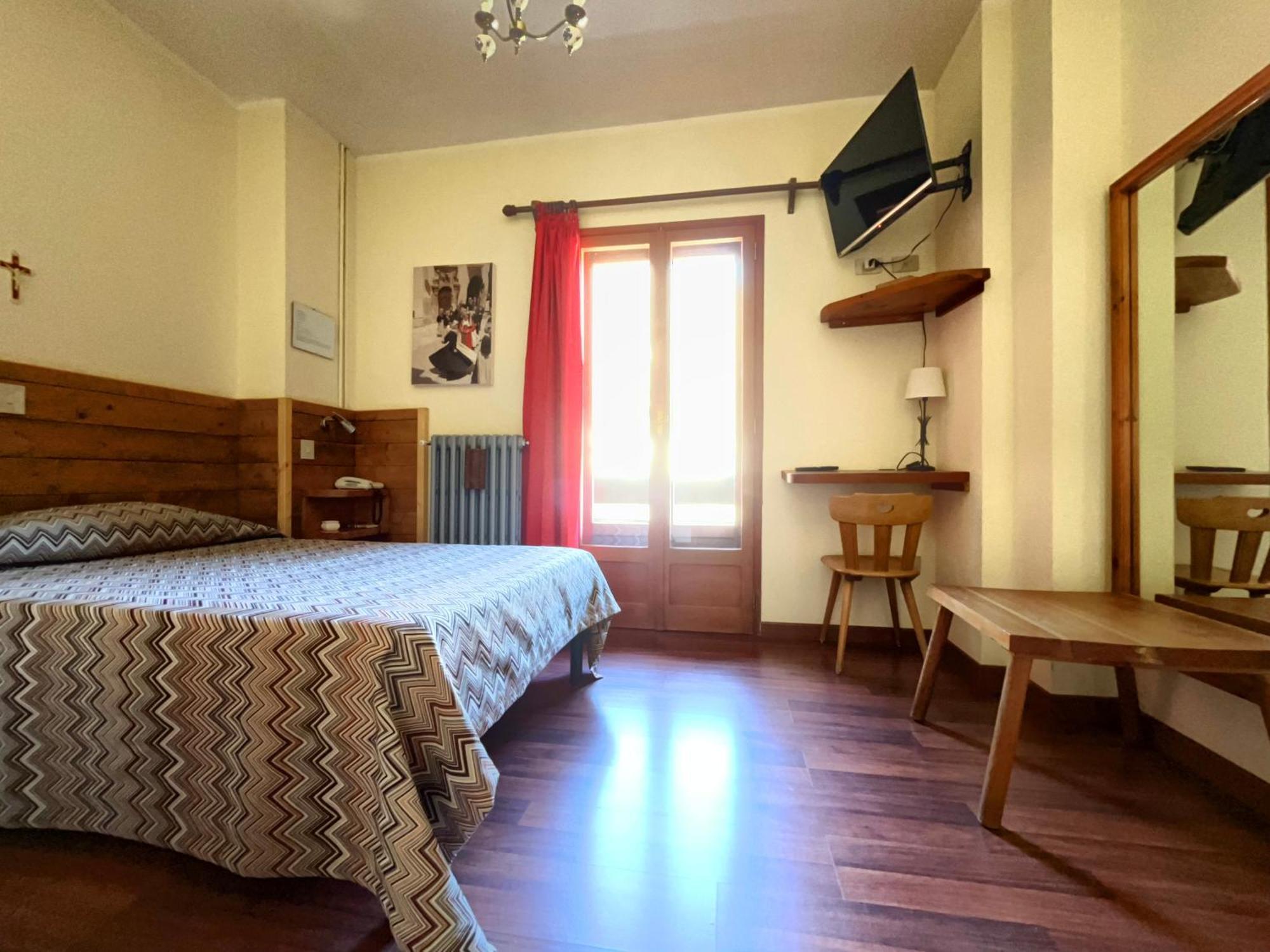 Hotel Garni Mille Pini Scanno Exteriör bild