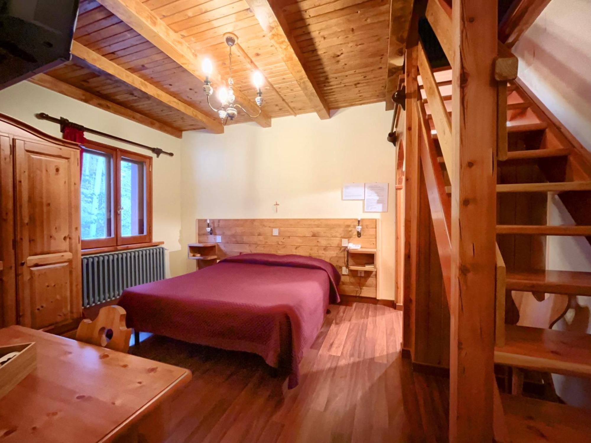 Hotel Garni Mille Pini Scanno Exteriör bild